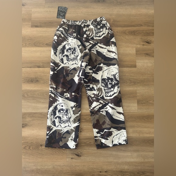 Rebel Vengeance Loose Fit Wind Pants Skull Camo – Rare, NWT (Sizes S, M, L) - Picture 10 of 12